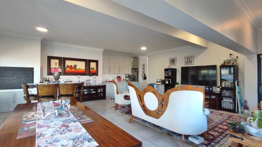 3 Bedroom Property for Sale in Hartenbos Heuwels Western Cape